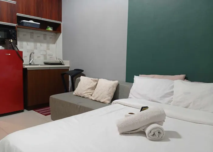 Condotel Near Us Embassy Aparthotel *
